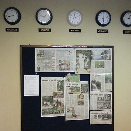 Beds Guesthouse Hostel 쿠칭 외부 사진