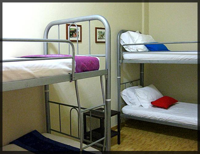 Beds Guesthouse Hostel 쿠칭 객실 사진