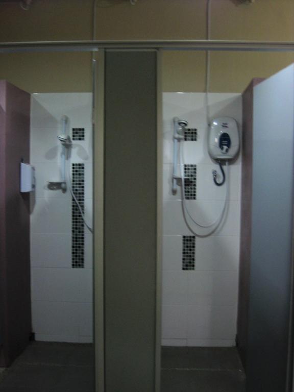 Beds Guesthouse Hostel 쿠칭 객실 사진