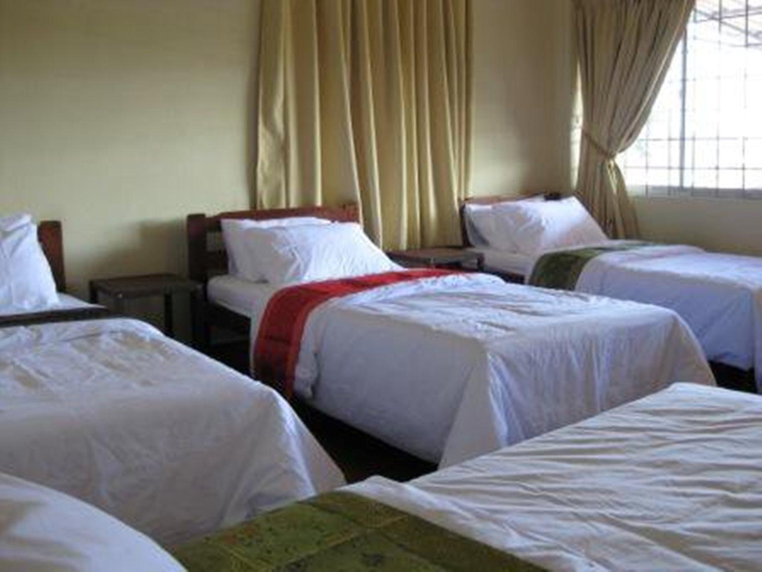 Beds Guesthouse Hostel 쿠칭 외부 사진